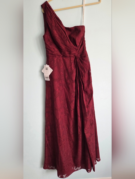 Azazie Dresses & Skirts - Azazie Deep Burgundy Floral Jacquard Dress NWT